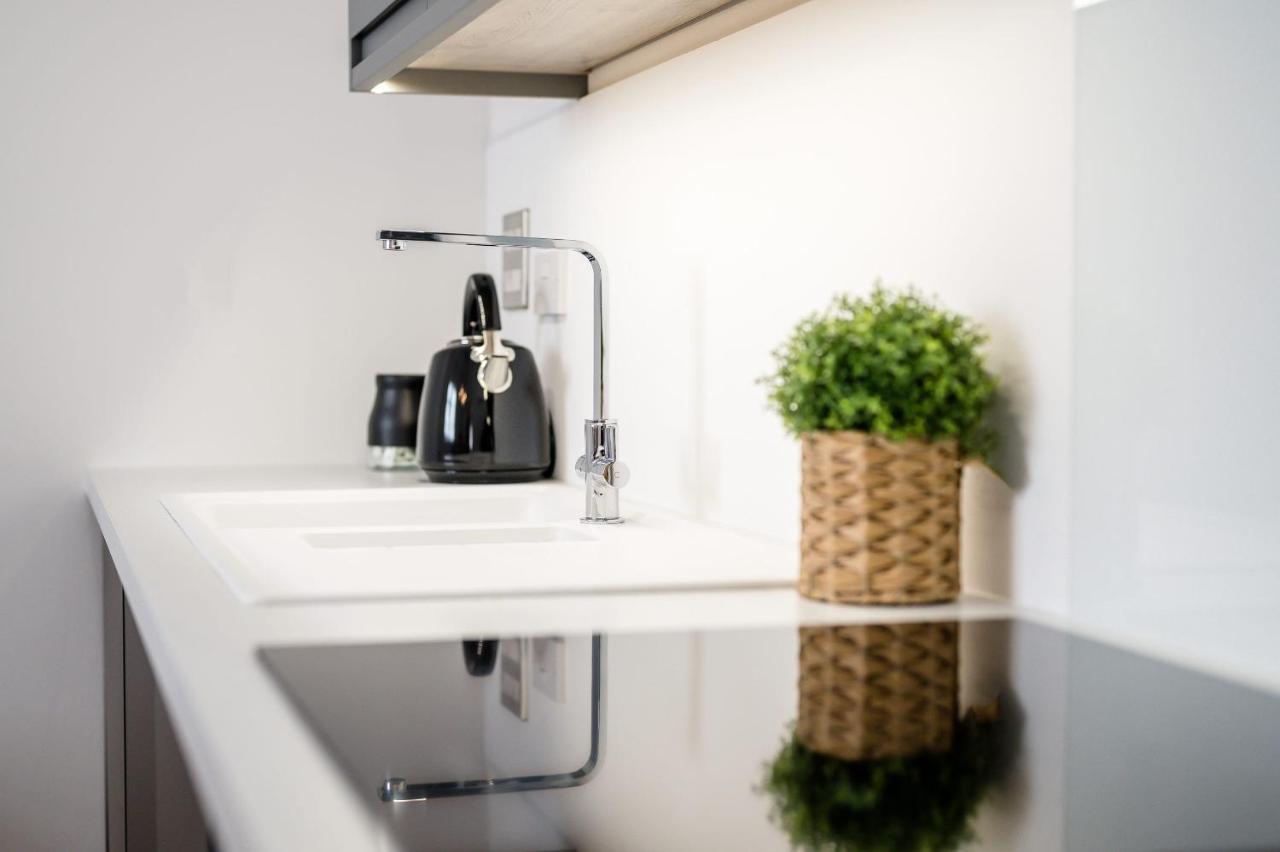 Host & Stay - Wood Street Nightlife Apartment リヴァプール エクステリア 写真