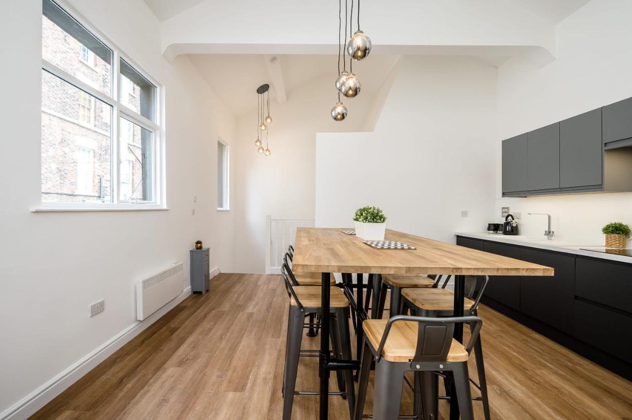 Host & Stay - Wood Street Nightlife Apartment リヴァプール エクステリア 写真